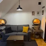 Lejlighed Cozy Old Town Escape
