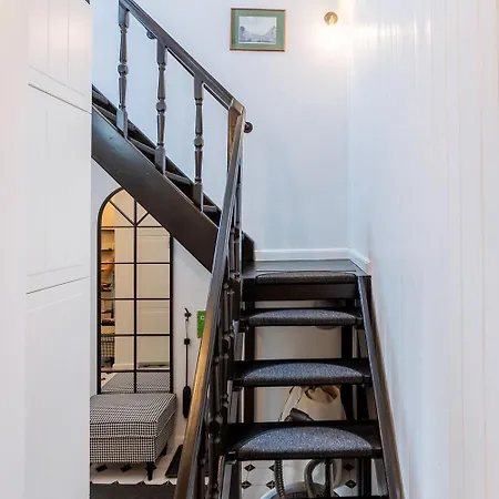 Cozy Old Town Escape Warszawa