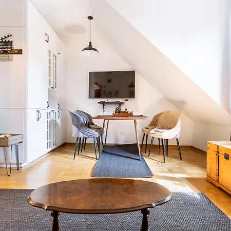 Cozy Old Town Escape Warszawa