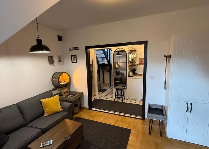 Cozy Old Town Escape Апартаменты Варшава