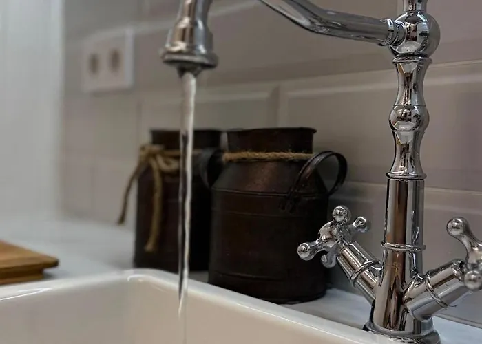 Cozy Old Town Escape Варшава