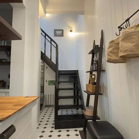 Apartment Cozy Old Town Escape *